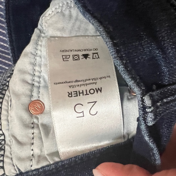 Mother NWOT The Weekender Mid Rise Flared Jeans in Mint Condition size 25 - Picture 12 of 13